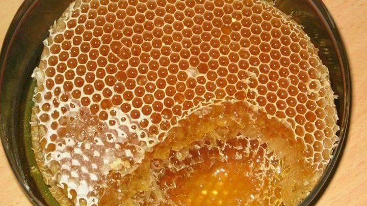 اين يوجد العسل الابيض في السعودية اليكم 15 متجر للسائلين أهل