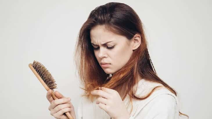 علاج تقصف الشعر الشديد وجفافه بالاعشاب