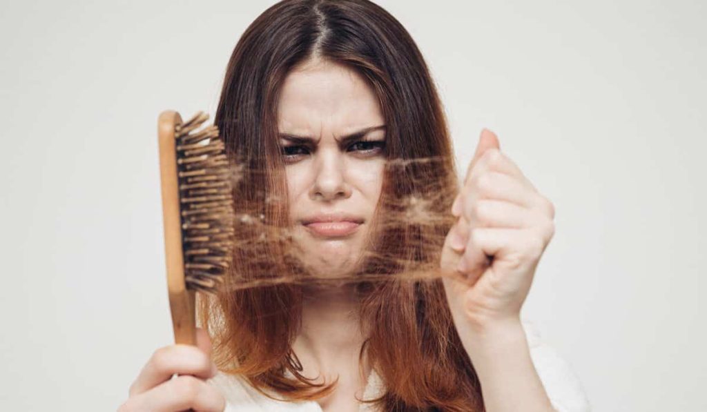 علاج تقصف الشعر من الامام وجفافه