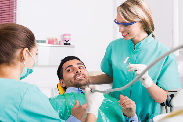 تجارب زراعة الاسنان في تركيا