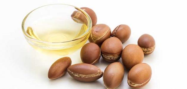 طريقة استخدام زيت الأرغان للشعر