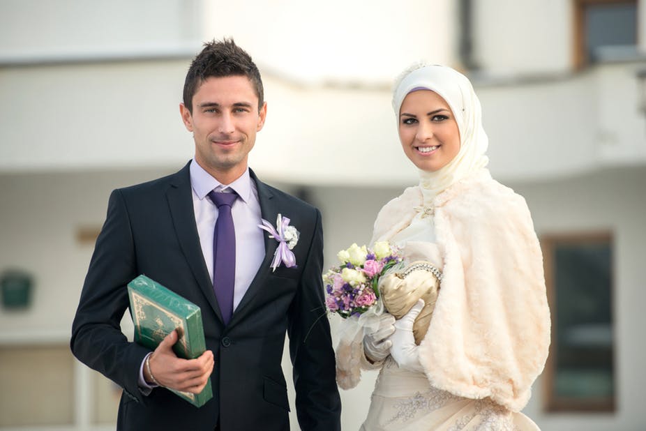 مشهد بشأن طلب اثبات زواج